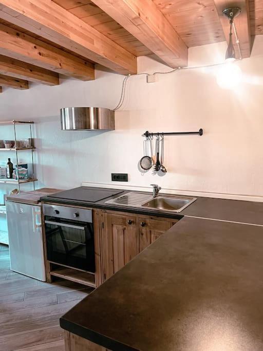 La Petite Croix Appartement Aosta Buitenkant foto